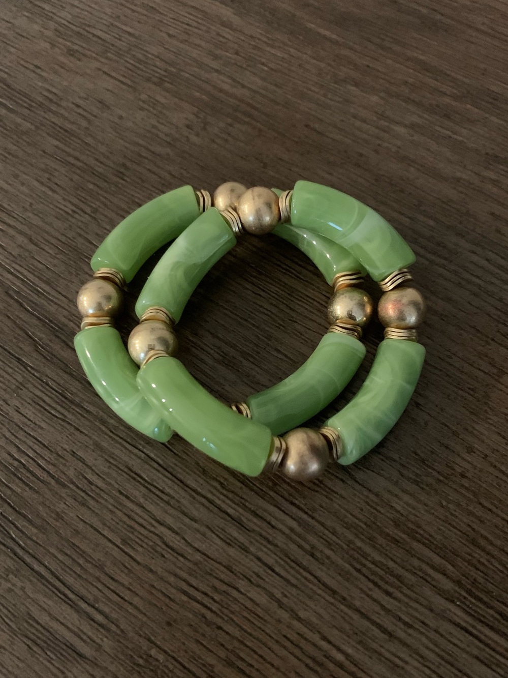 Amazon Light Green Beaded Stretch Bracelet with Gold Tones